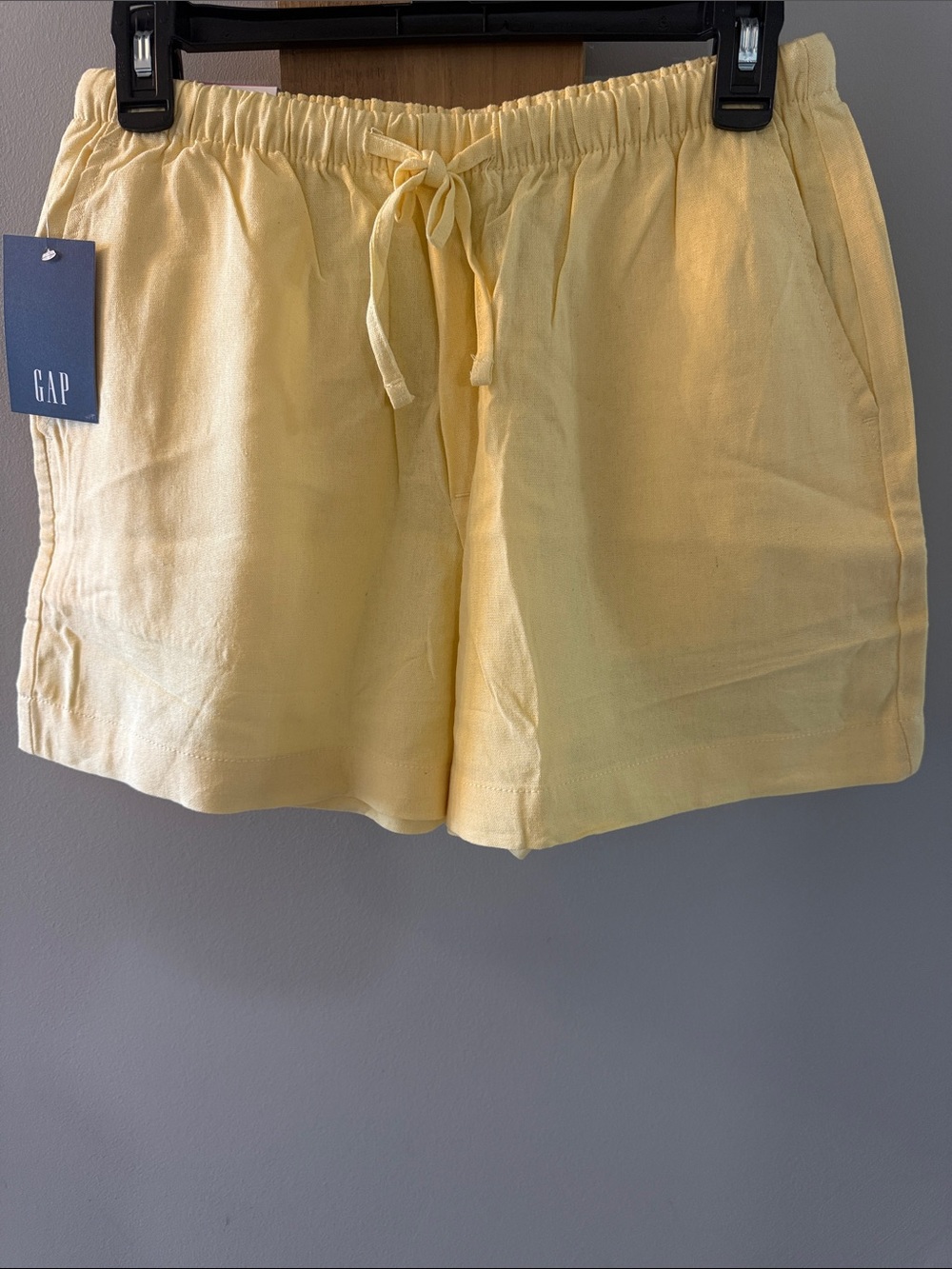 GAP Women's Pale Yellow Drawstring Linen-Blend Shorts, NWTs